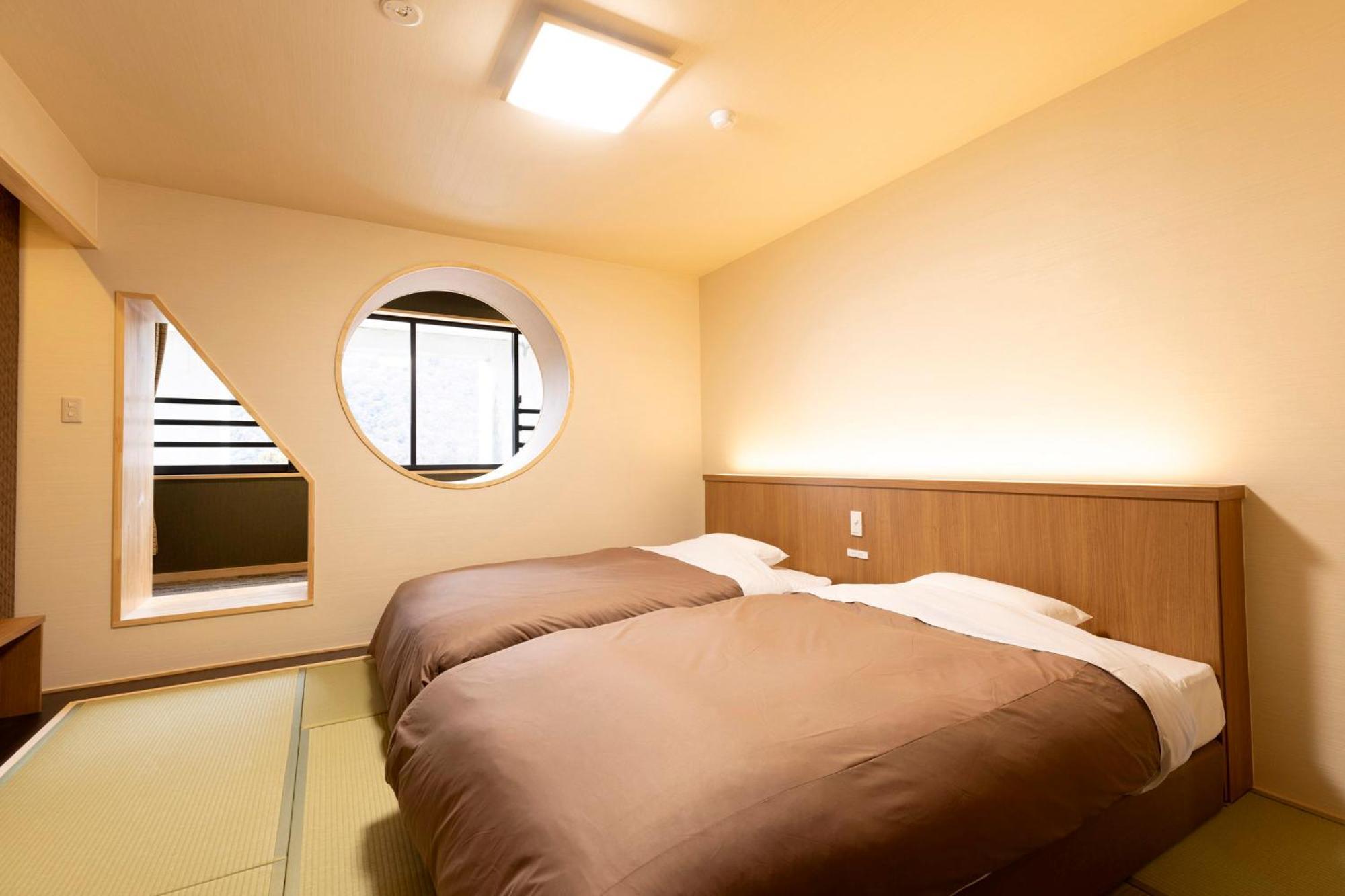 Ooedo Onsen Monogatari Premium Yamanaka Grand Hotel Кага Экстерьер фото